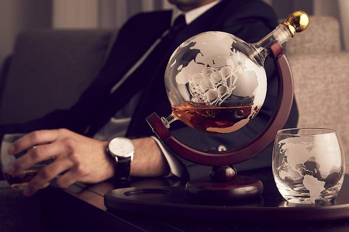 The Globe Decanter Set (Online Exclusive)