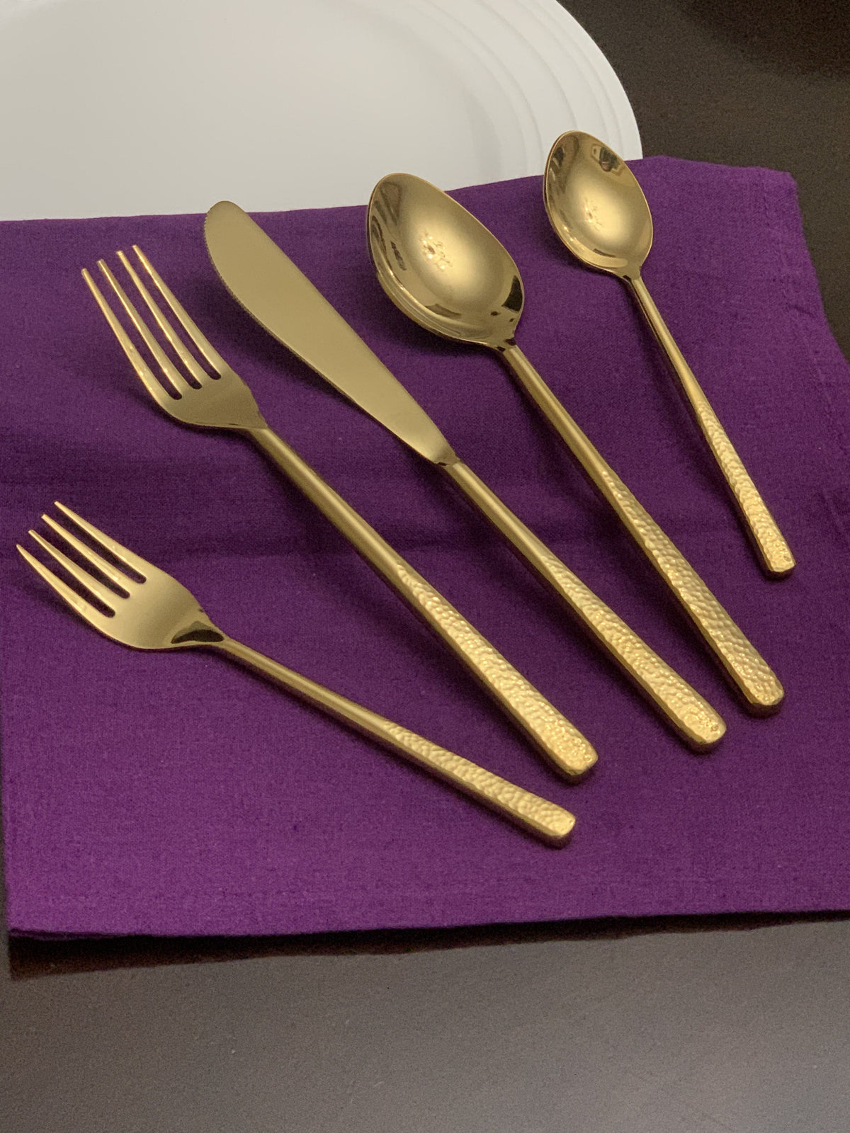 Vibhsa Flatware Gold 5 Piece Place Setting-Shiny (Online Exclusive)