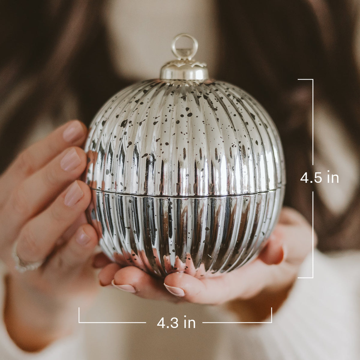 Merry and Bright Soy Candle - Ornament Jar - 5 oz (Online Exclusive