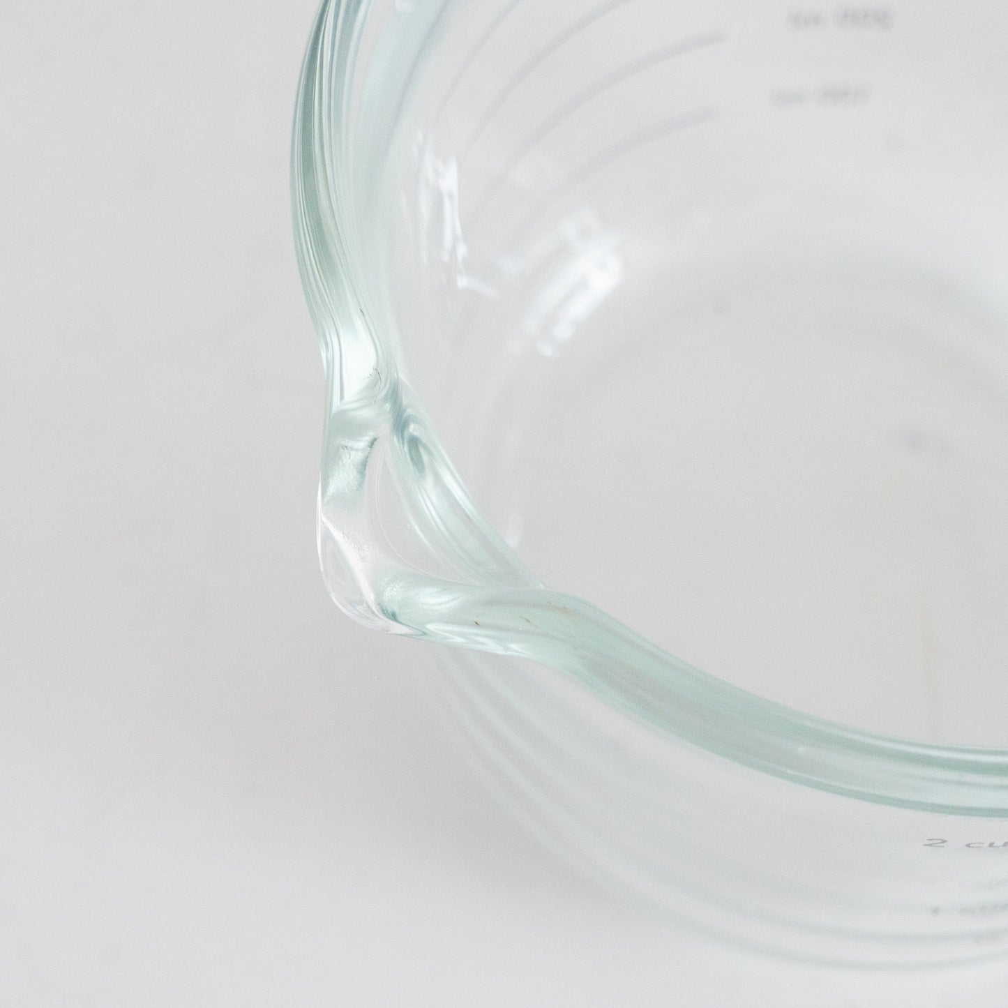 Measuring Cup with Juicer (Online Exclusive)