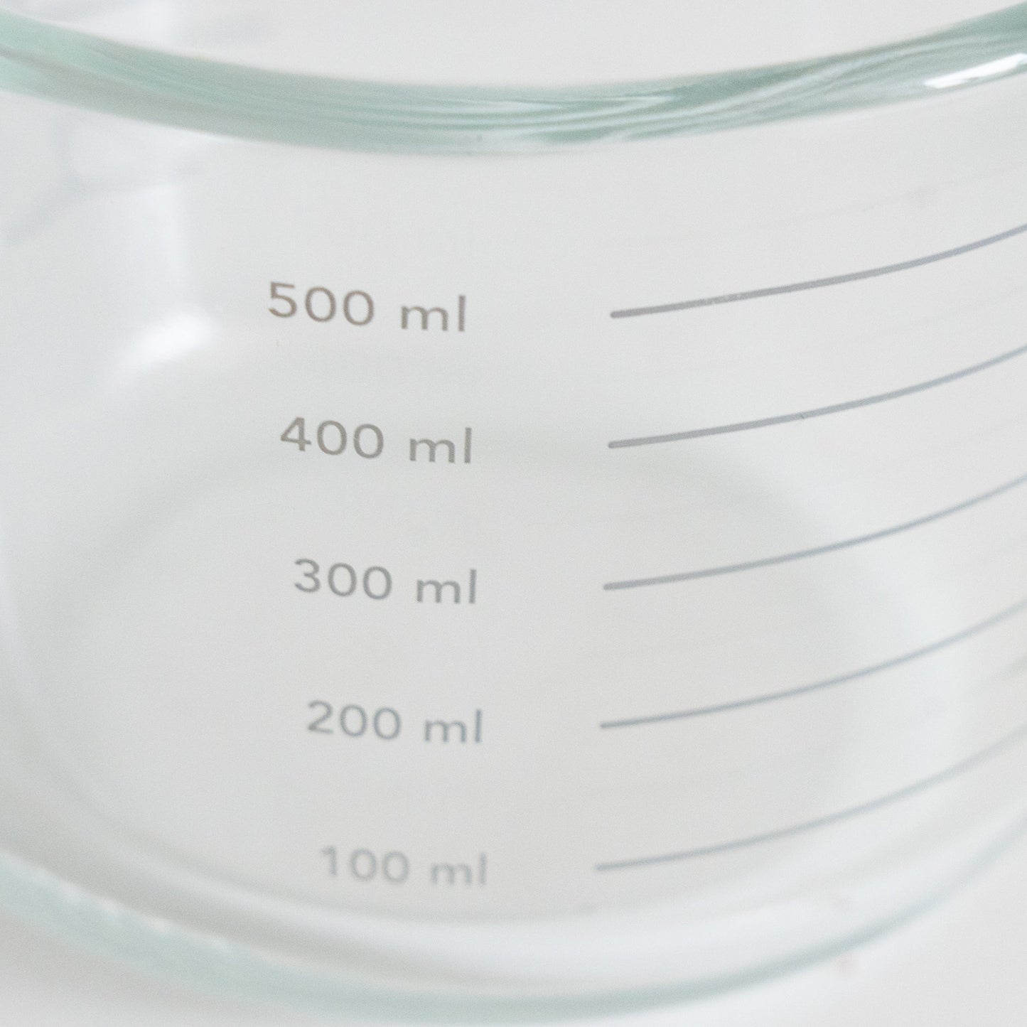 Measuring Cup with Juicer (Online Exclusive)