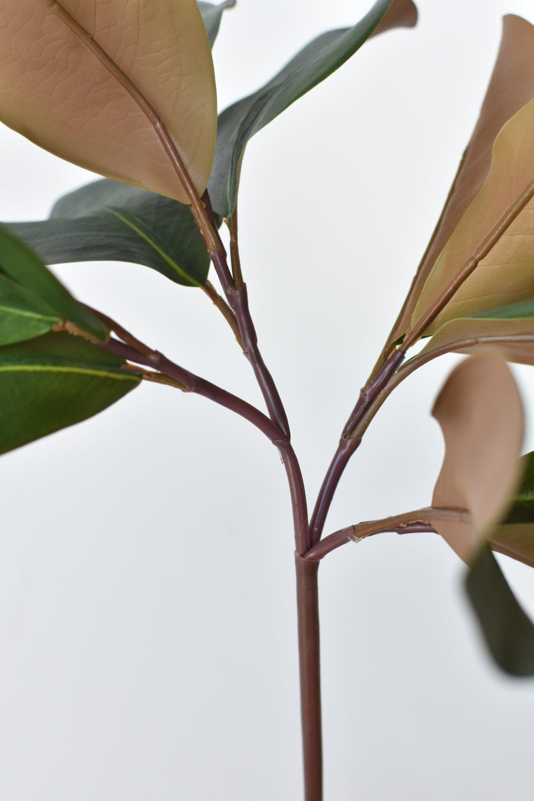16.5" Faux Magnolia Leaf Stem (Online Exclusive)