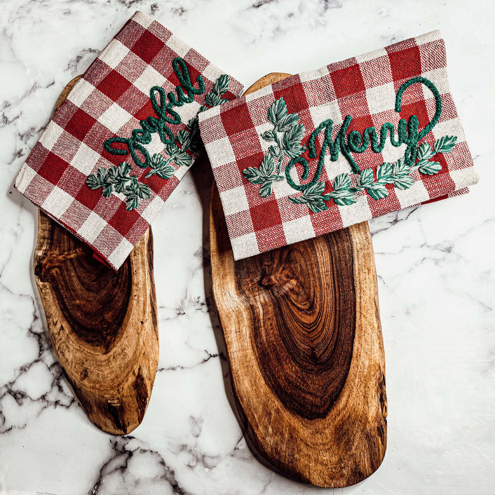 Holiday Charcuterie & Tartan Towel Set (Online Exclusive)