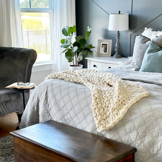 Soft Chunky Knitted Cream Throw Blanket (Online Exclusive)