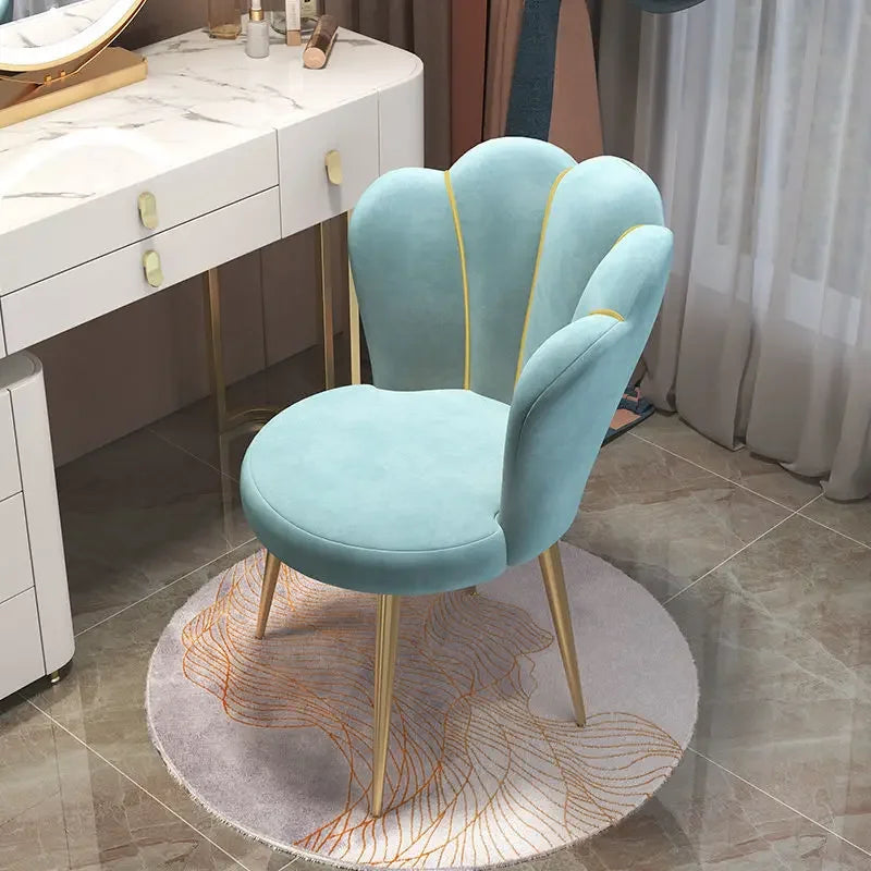 Pretty Petal Makeup Chair (Online Exclusive)