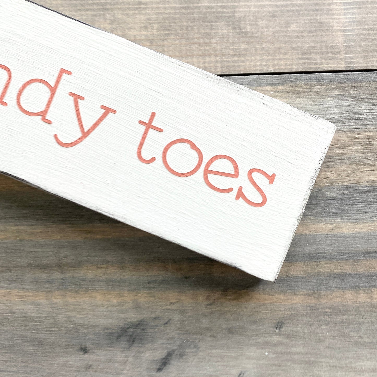 Sandy Toes Sign (Online Exclusive)