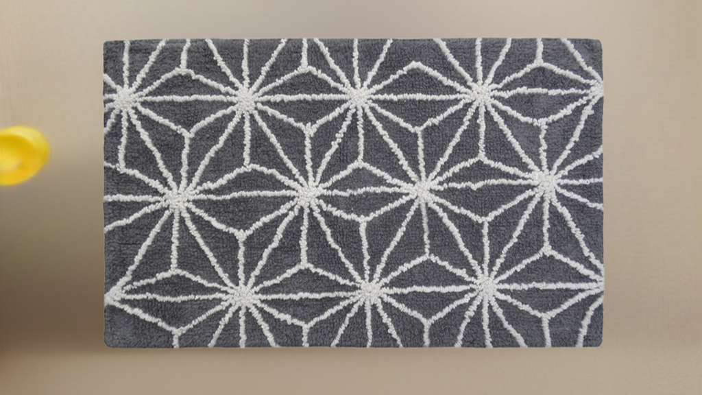 CHICOS HOME Bath Rug Geometric Pattern in Grey & Ivory (Online Exclusive)