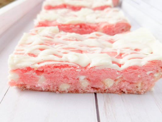 Strawberry Blondies (Online Exclusive)
