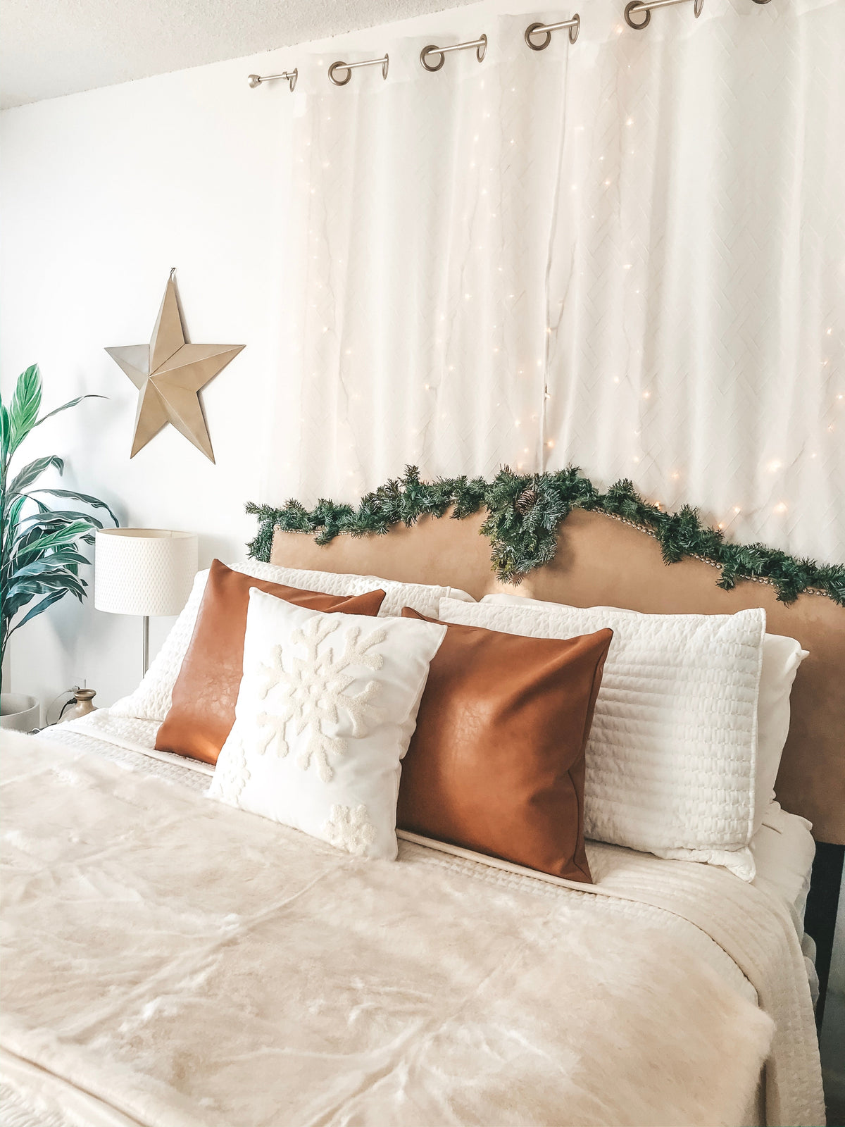 Snowflake Pillow Cover (Online Exclusive)