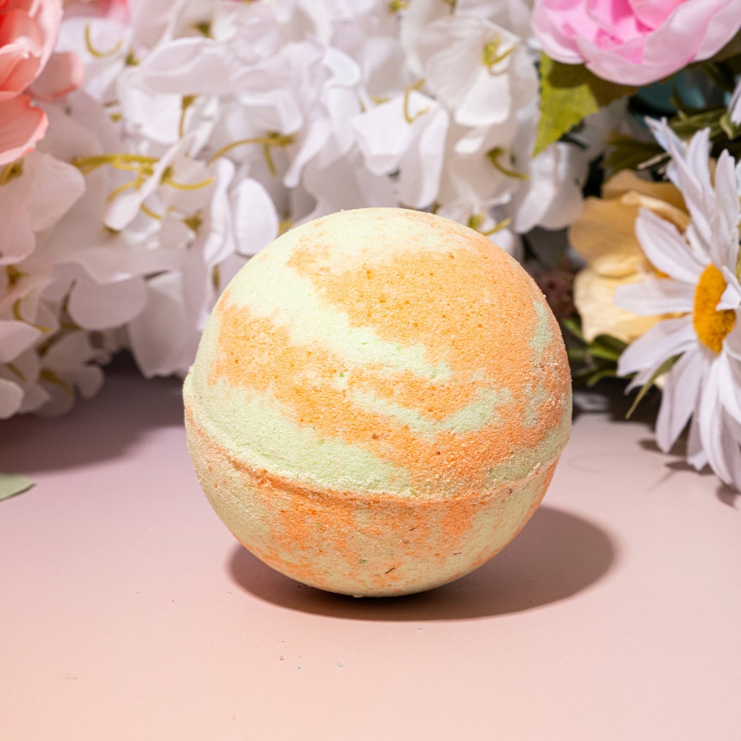 Fresh Currant Jewelry Bath Bomb (Online Exclusive)