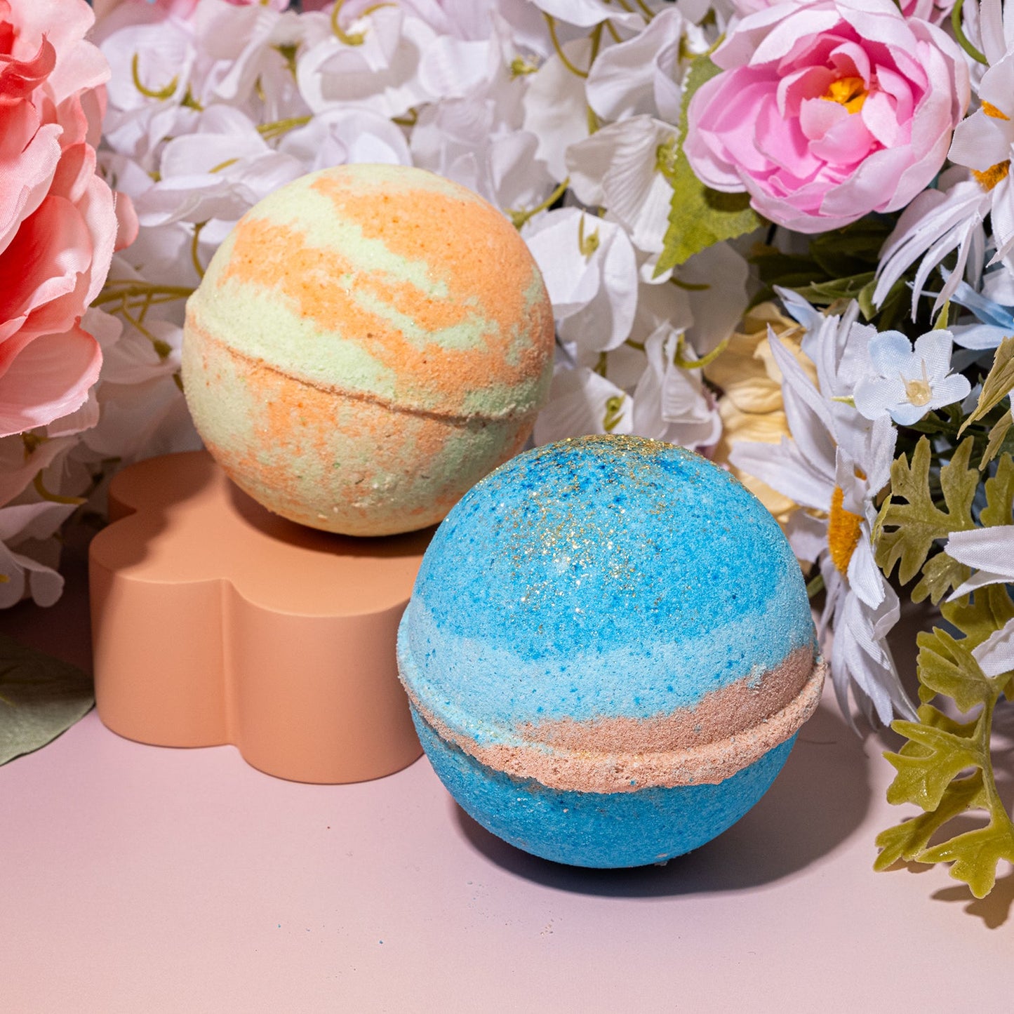 Sunlit Tropics Jewelry Bath Bomb (Online Exclusive)