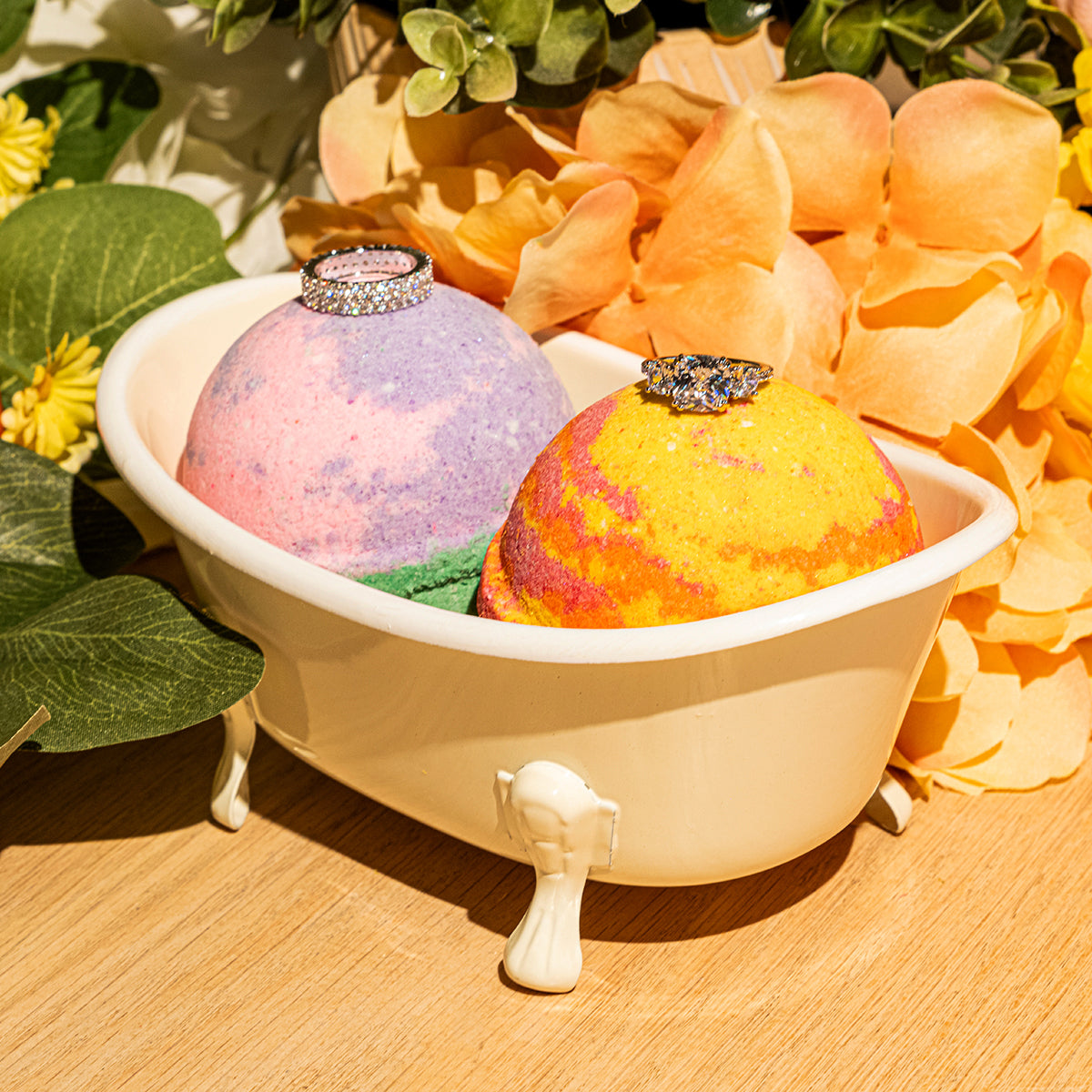 Sun Kissed Garden Jewelry Bath Bomb (Online Exclusive)