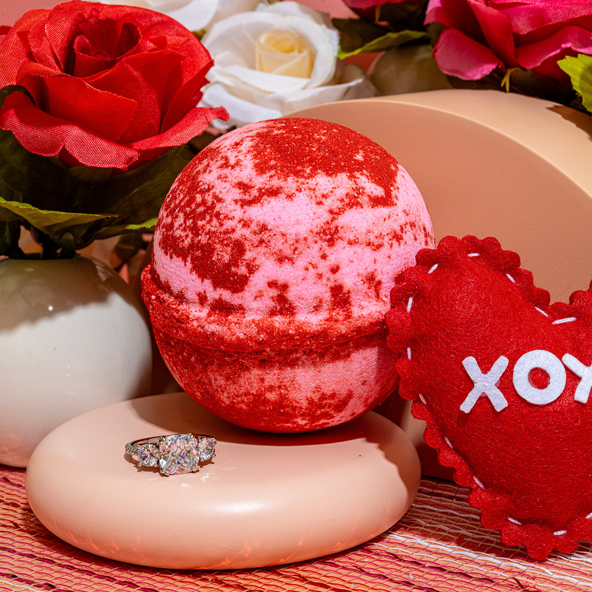 Over The Moon Jewelry Bath Bomb (Online Exclusive)