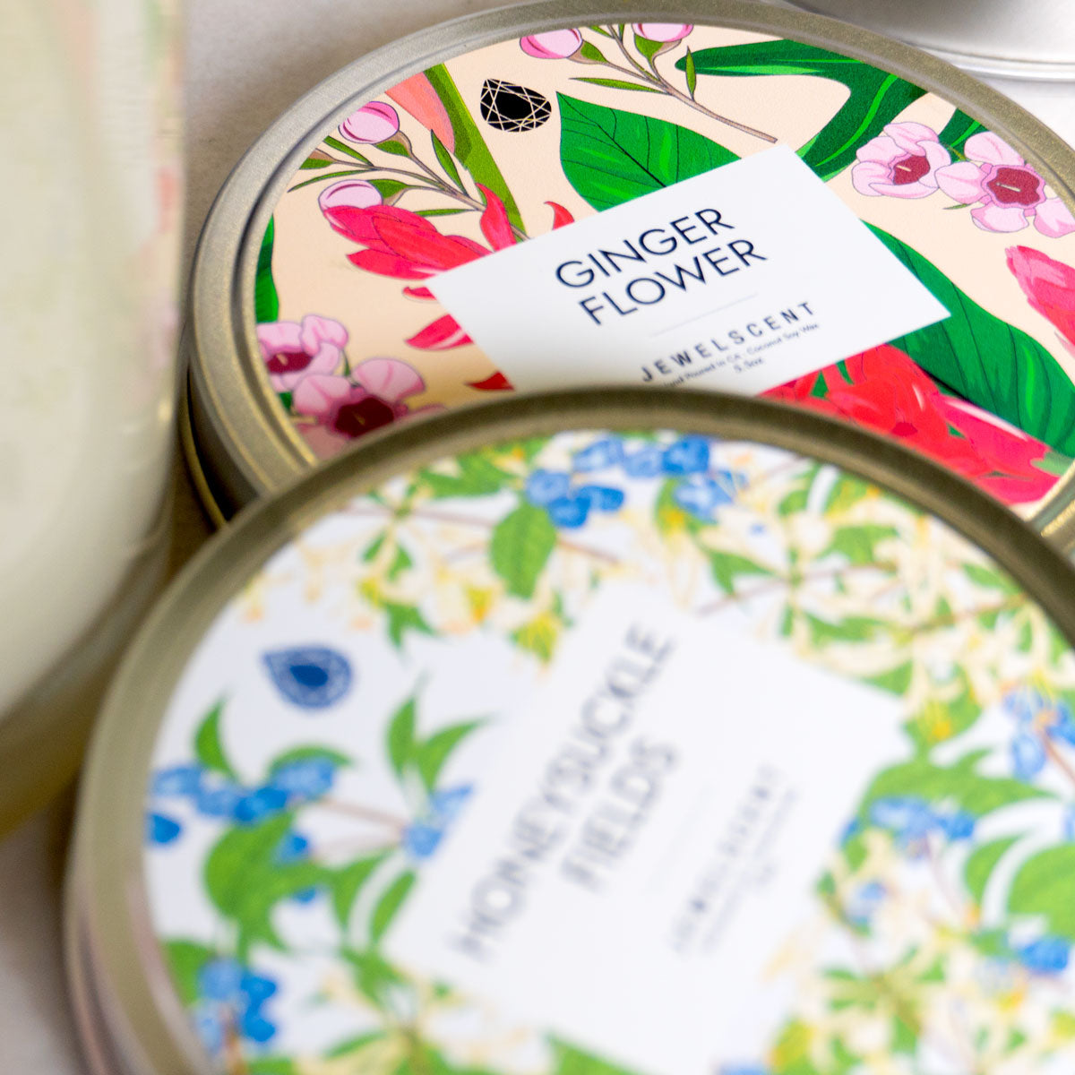 Ginger Flower 5.5oz Tin Jewelry Candle (Online Exclusive)