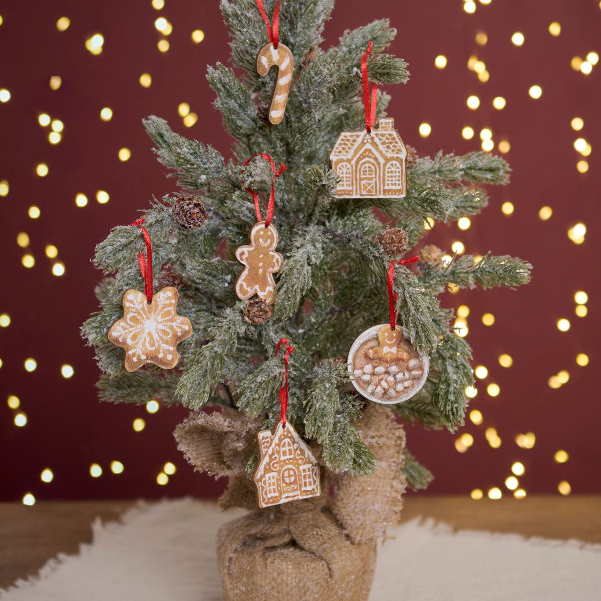 Gingerbread Mini Ornament Set