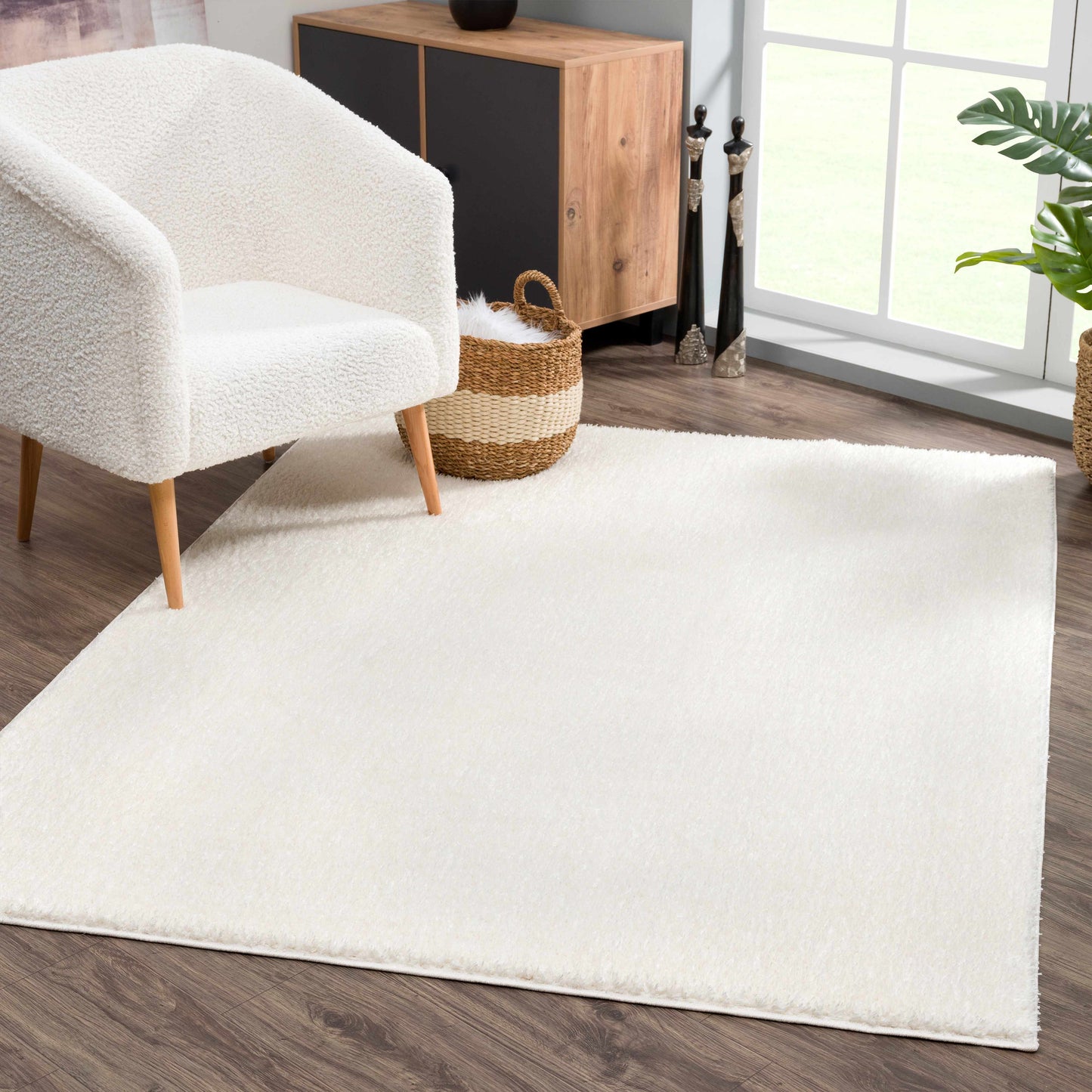 Judy White Washable Area Rug  (online exclusive