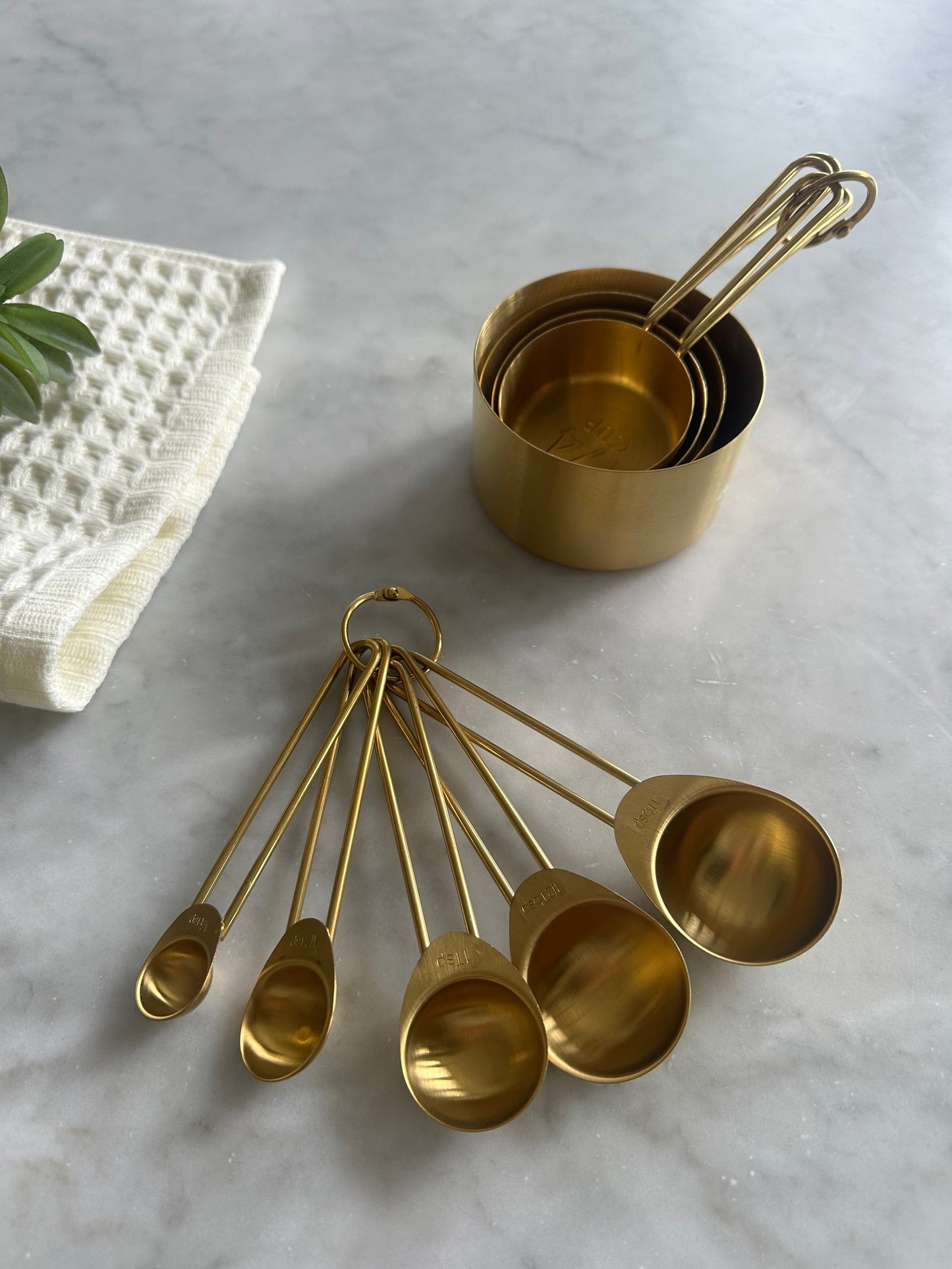 Sorrento Gold Measuring Cups & Spoons Set (Online Exclusive)
