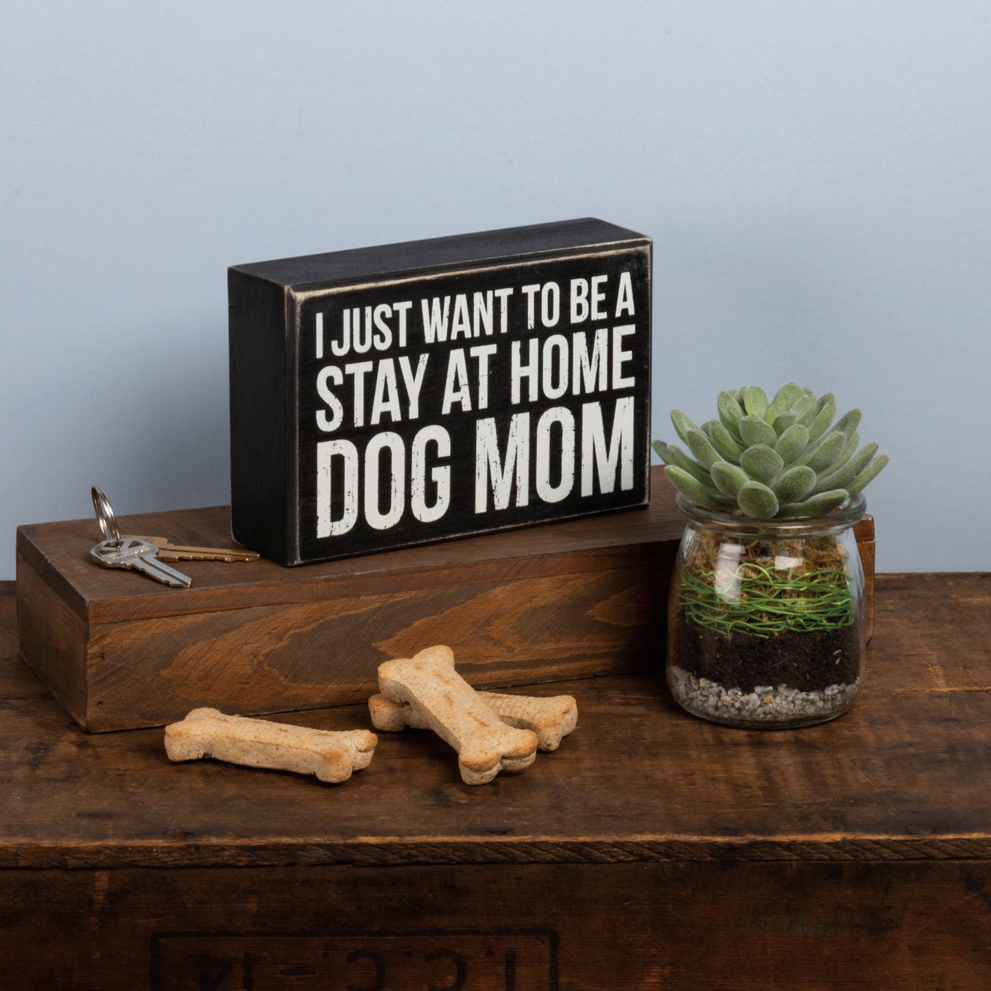 Dog Mom Box Sign