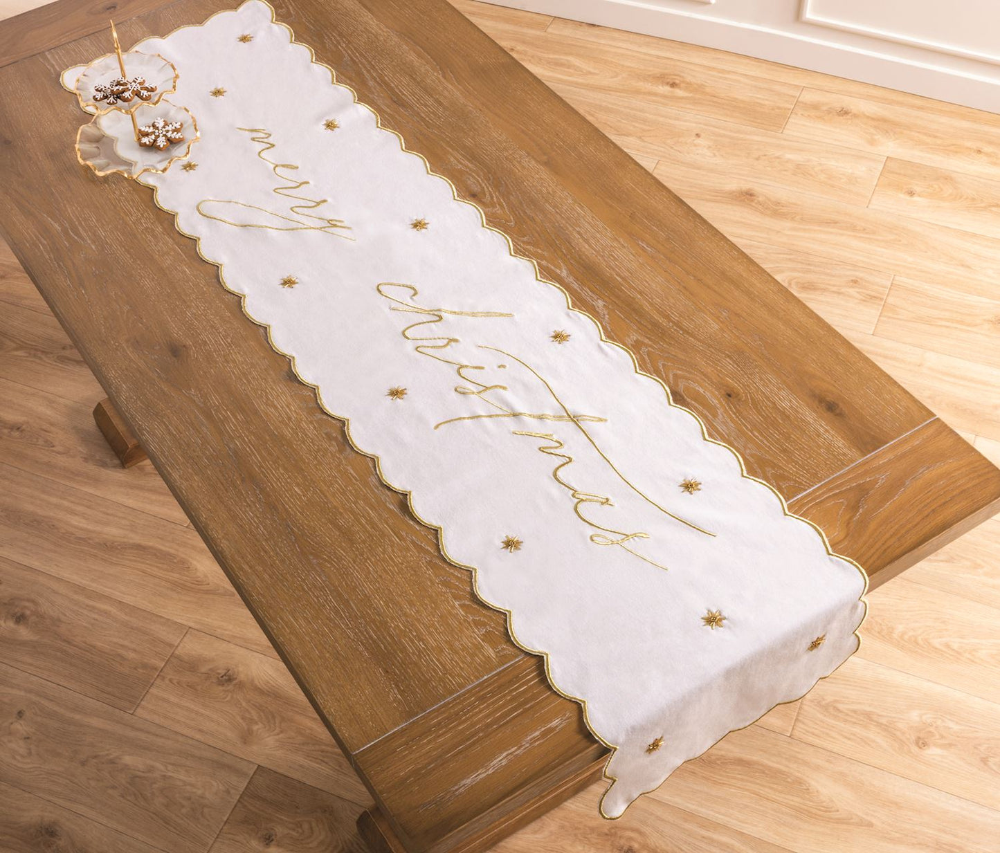MERRY CHRISTMAS TABLE RUNNER