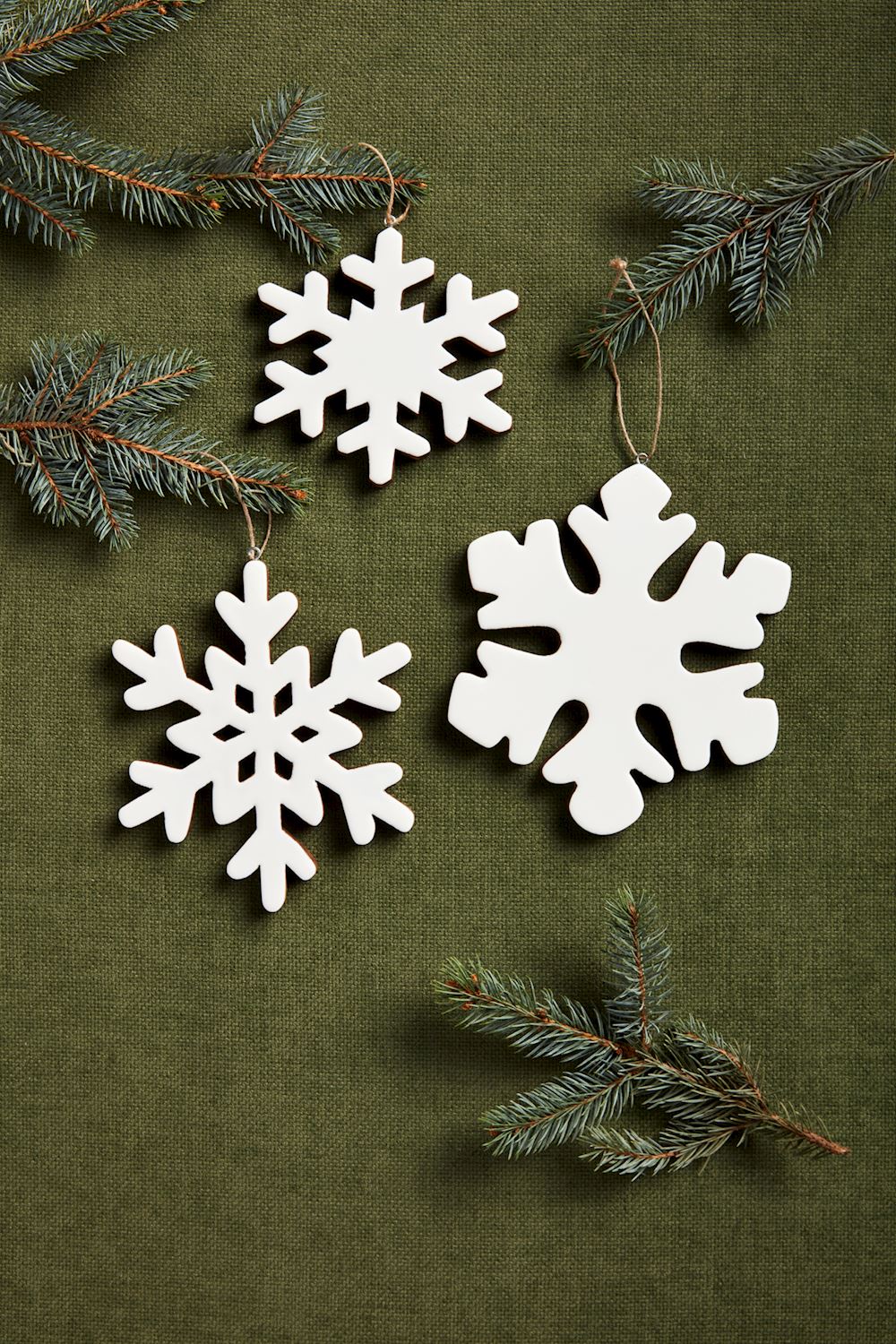 ENAMEL SNOWFLAKE ORNAMENT