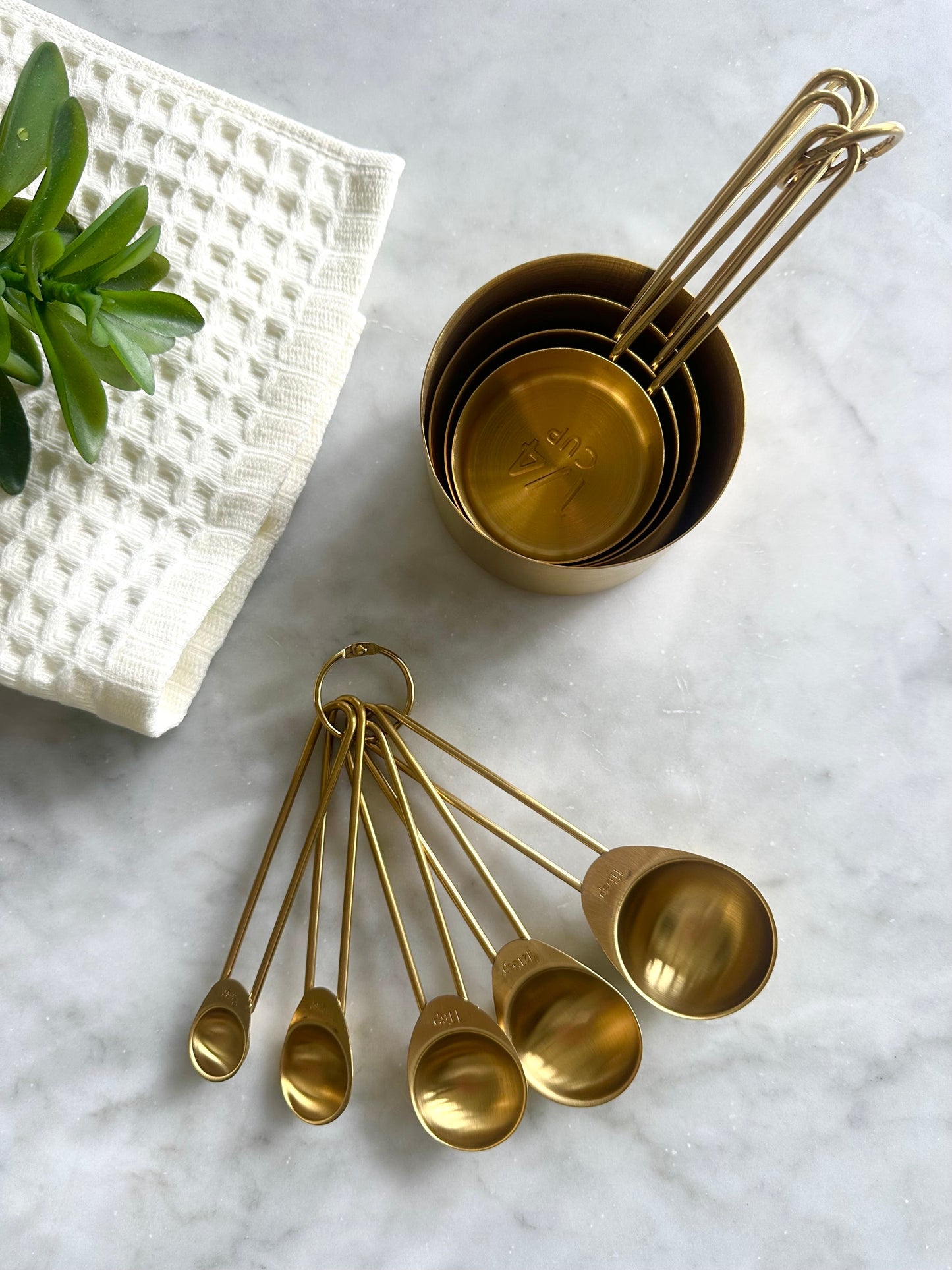 Sorrento Gold Measuring Cups & Spoons Set (Online Exclusive)