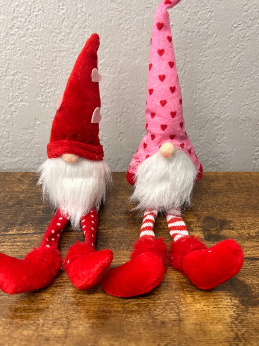 Mini Valentine Gnomes