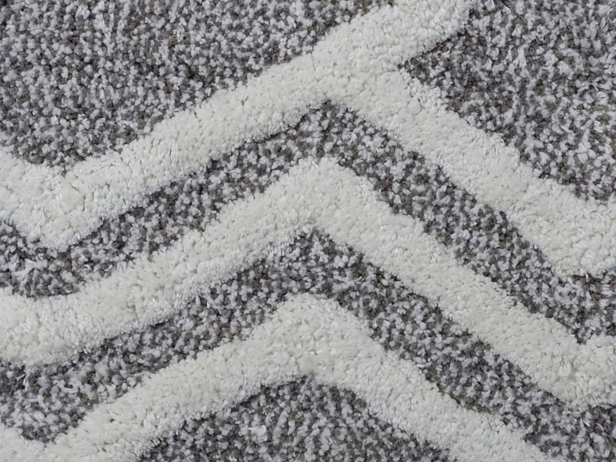 CHICOS HOME Bath Rug Geometric Pattern in Grey  & Ivory (Online Exclusive)