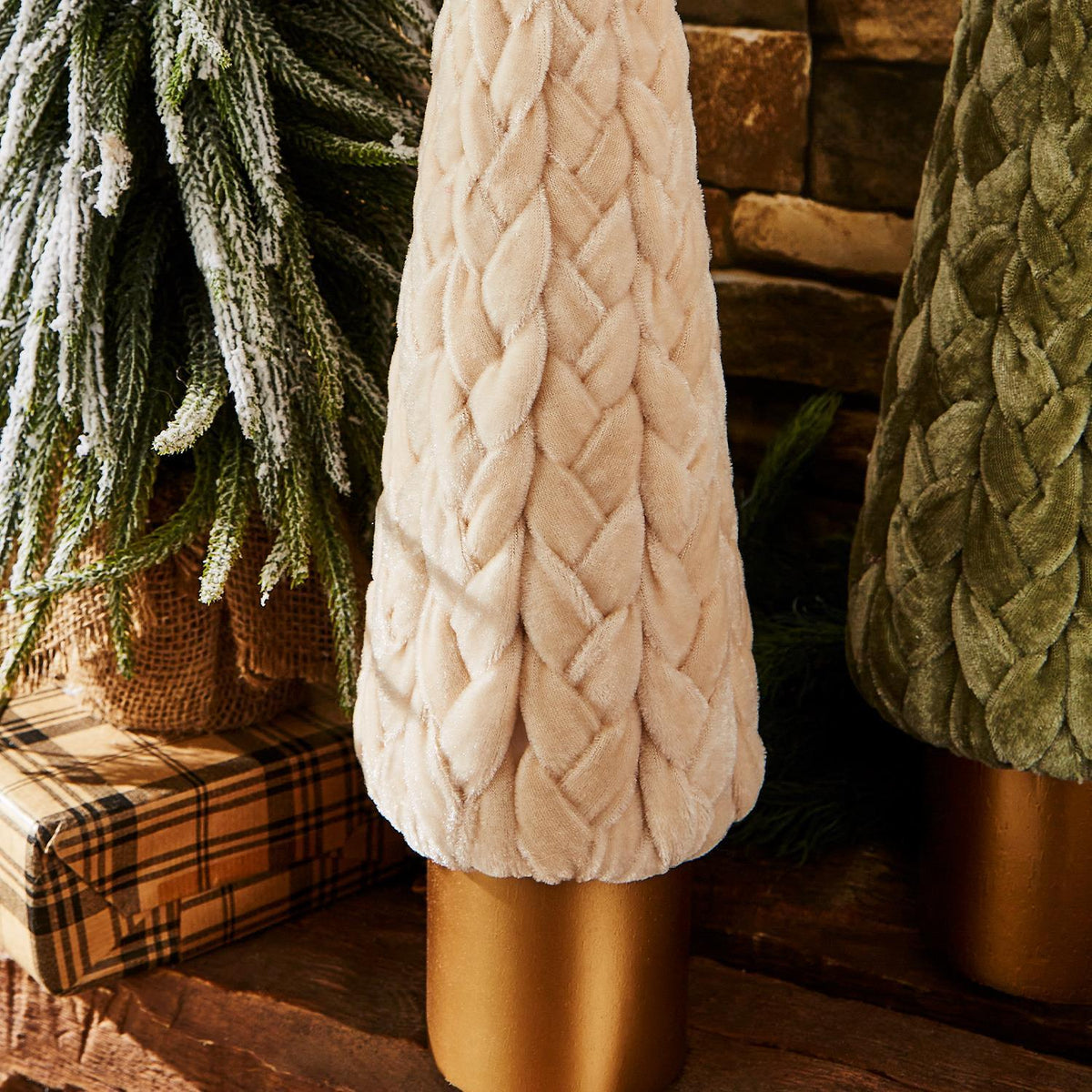 Velvet Christmas Tree  (Online Exclusive)