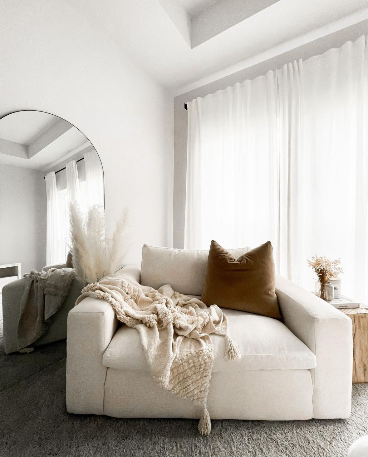 Ava Throw Blanket (Online Exclusive)