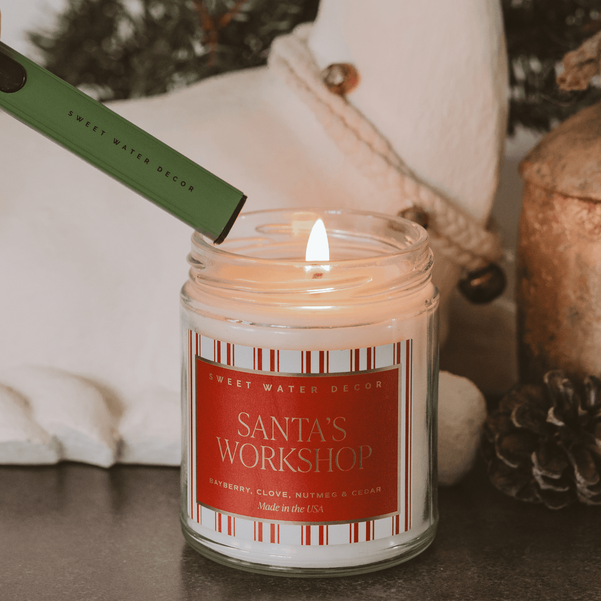 Santa's Workshop Soy Candle - 9 oz Clear Jar (Merry and Bright)  (Online Exclusive
