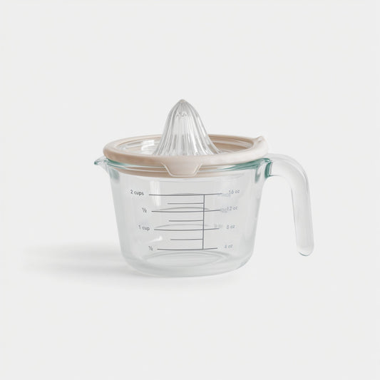 Measuring Cup with Juicer (Online Exclusive)
