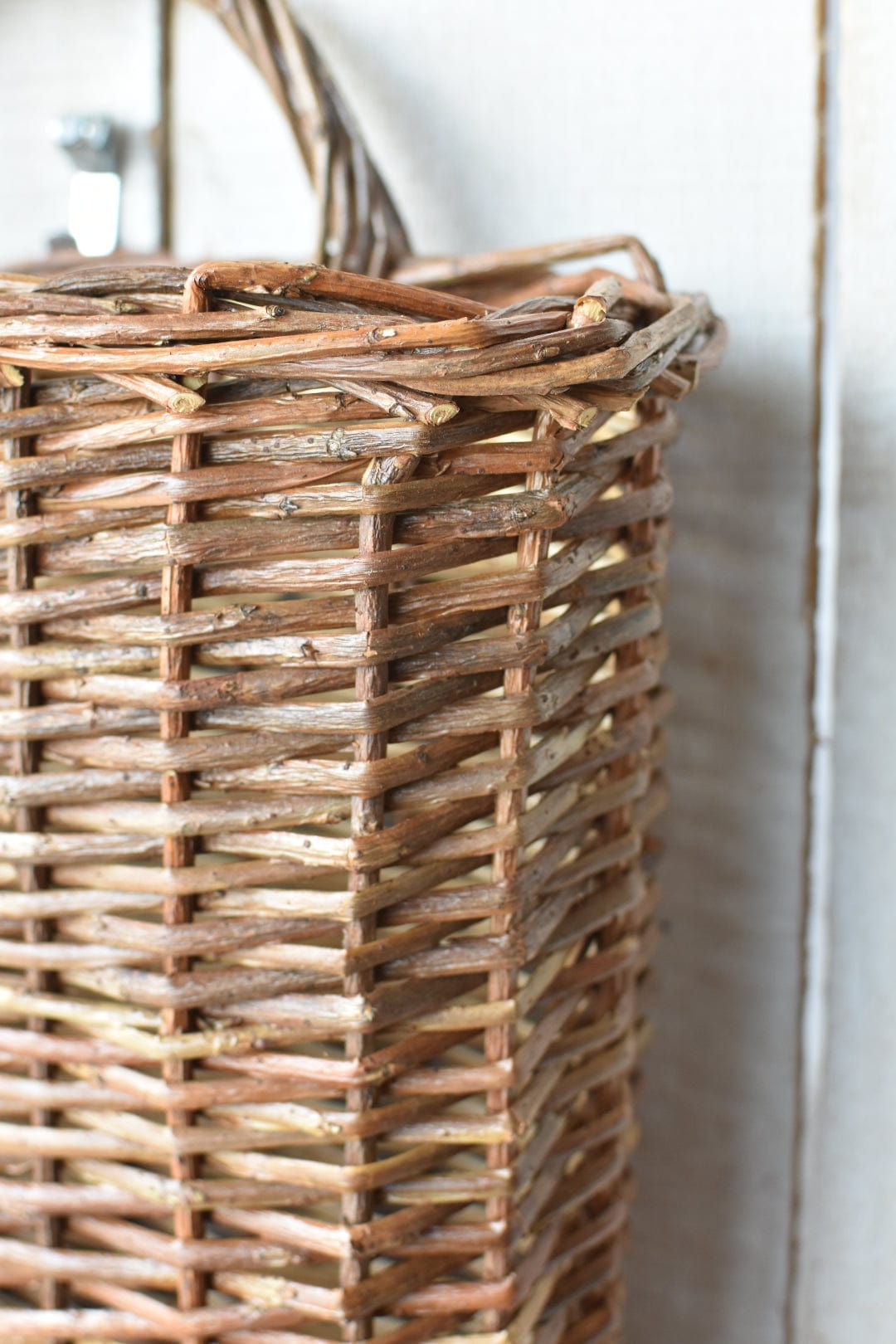 11" x 17" Wicker Basket w/Handle (online exclusive)