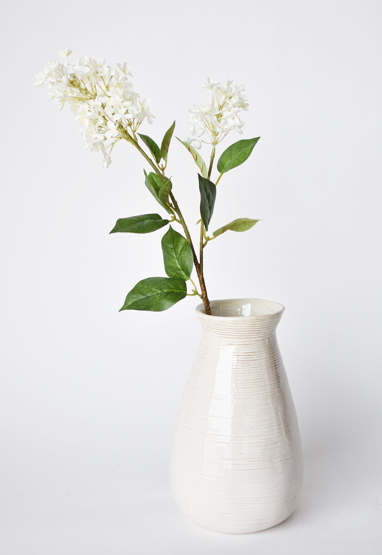28.5" Faux White English Lilac Stem (Online exclusive)