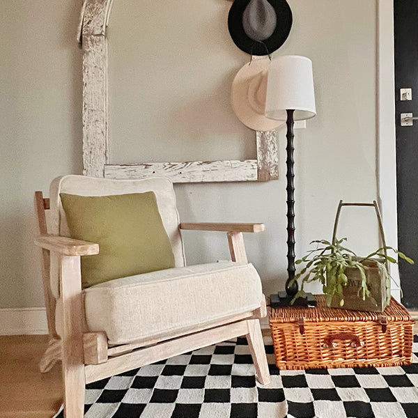 Modern Scalloped Base Floor Lamp (Online Exclusive)