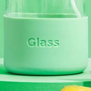 Streak-Free Glass & Mirror Cleaner Kit  (Online Exclusive) with Litsea Cubeba Fragrance