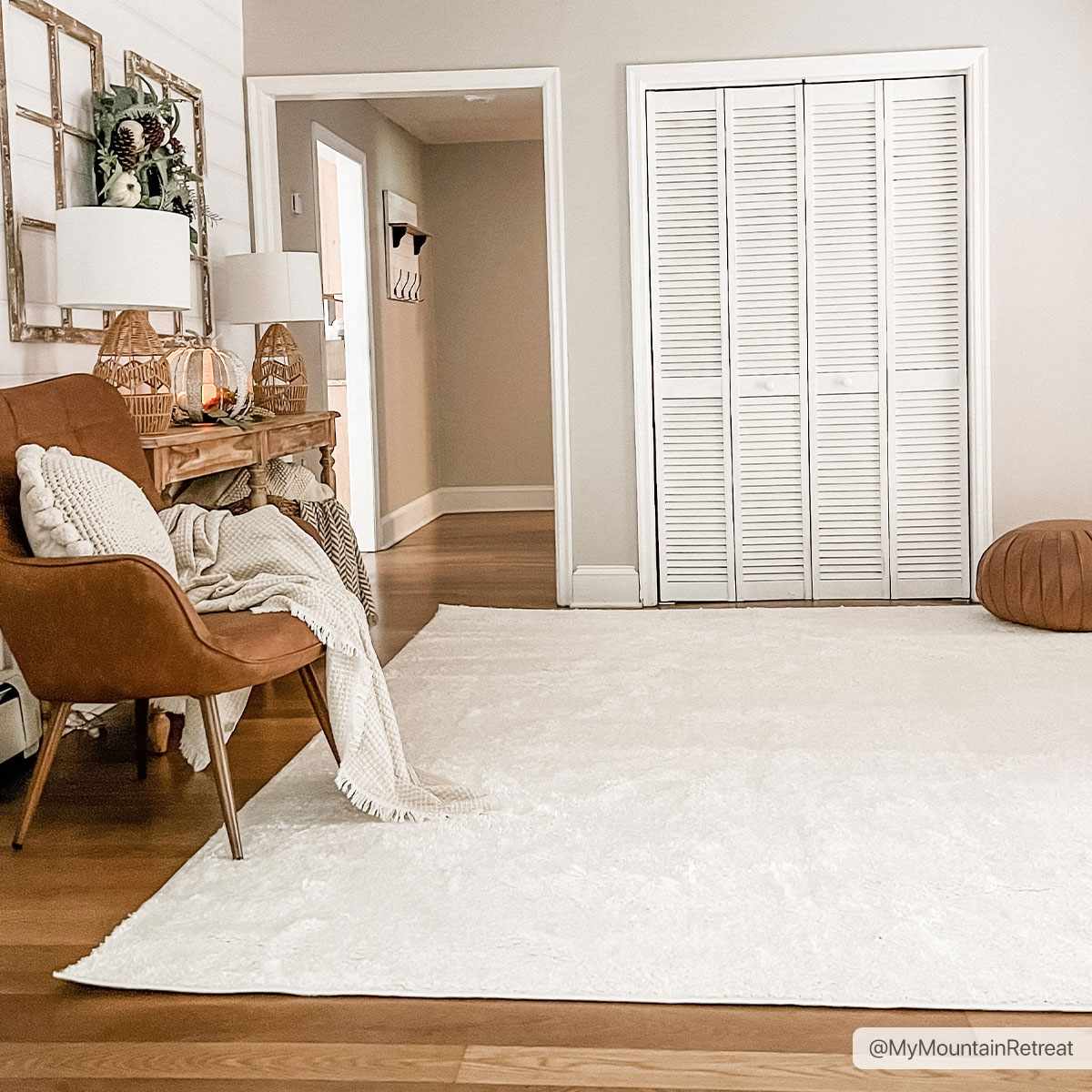 Judy White Washable Area Rug  (online exclusive