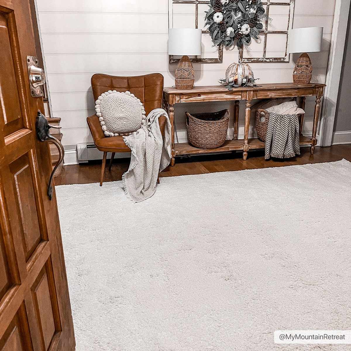 Judy White Washable Area Rug  (online exclusive