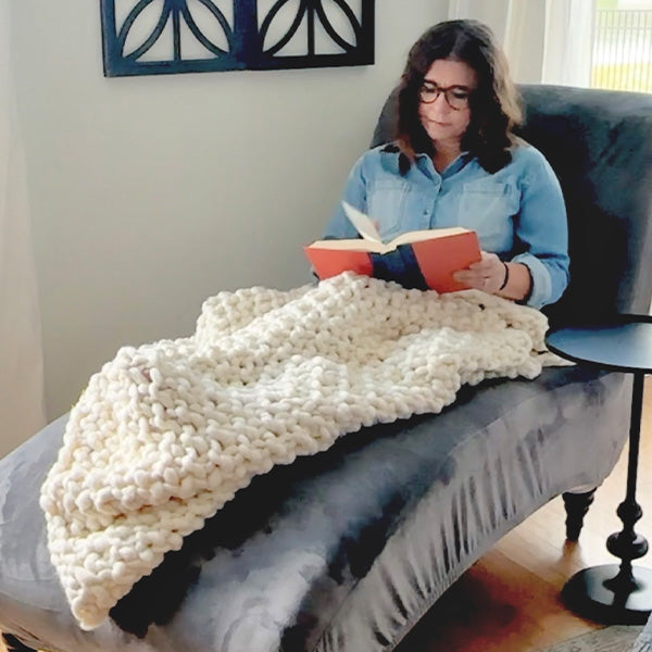 Soft Chunky Knitted Cream Throw Blanket (Online Exclusive)