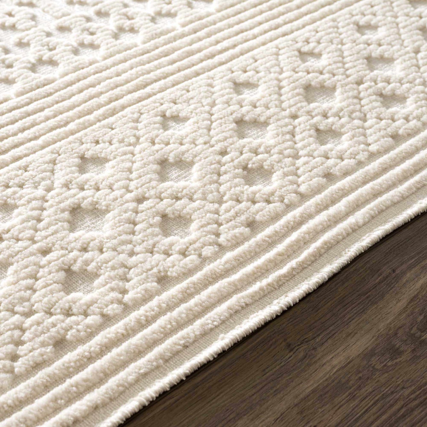 Drago White Washable Area Rug  (online exclusive