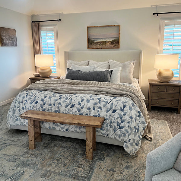 Weathered Cream Round Table Lamp (Online Exclusive)