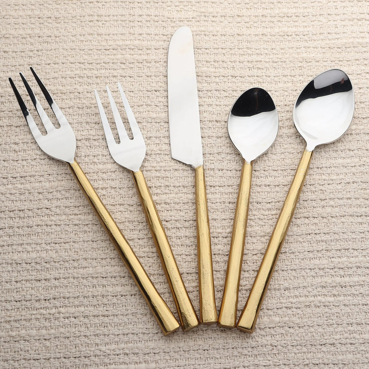 Sundance Flatware, 5-Pc. Place Setting  (Online Exclusive)