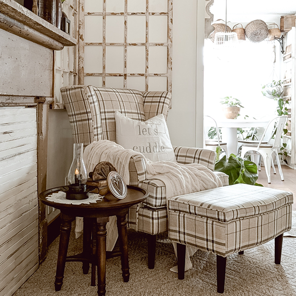 Adjustable Swivel Wooden Side Table (Online Exclusive)