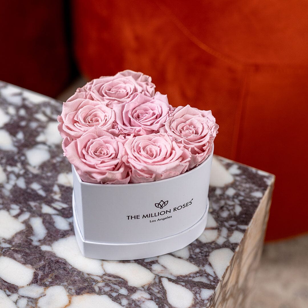 Baby Heart White Box | Light Pink Roses  (Online Exclusive)