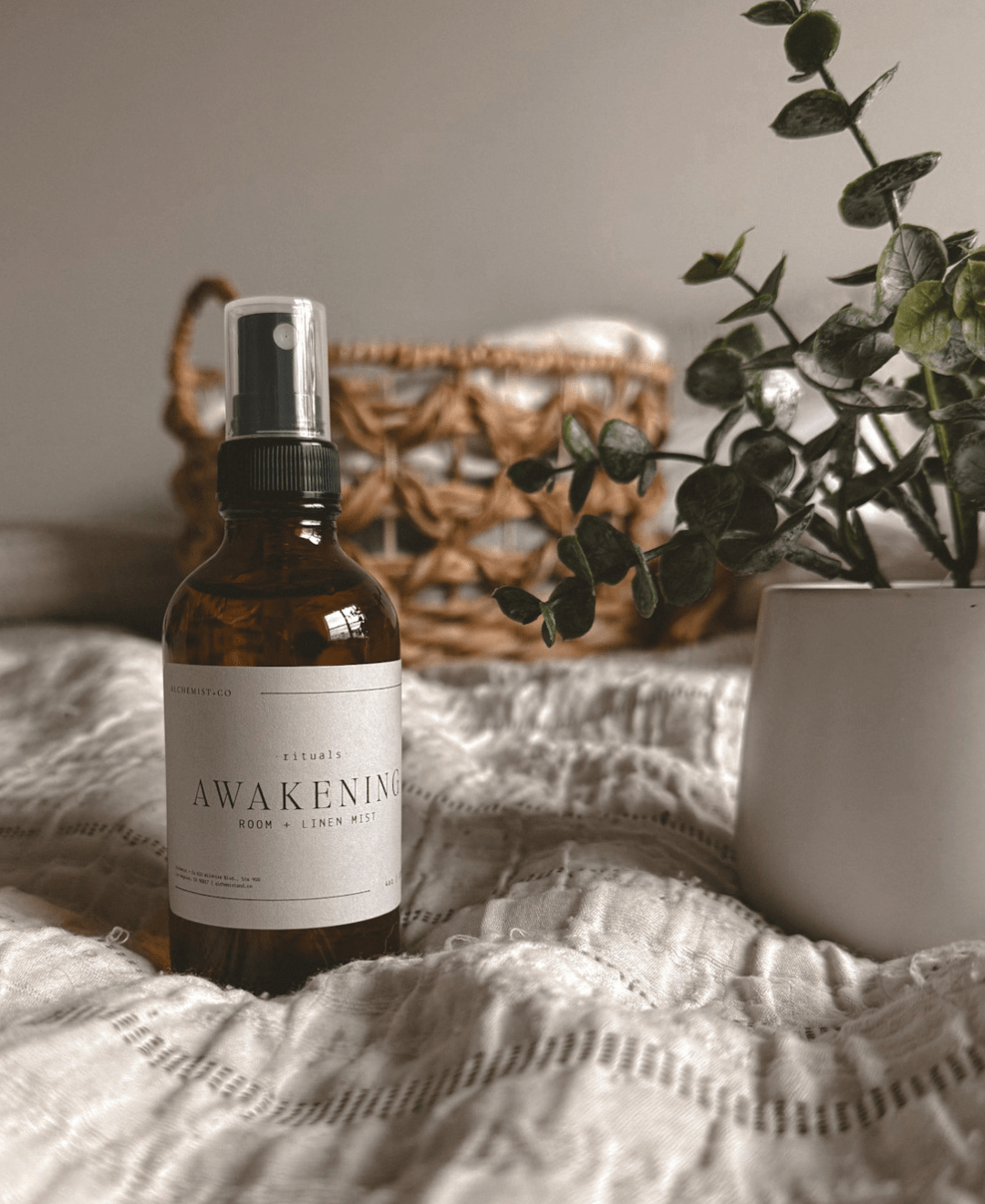 Awakening Room + Linen Fragrance Mist  (online exclusive)