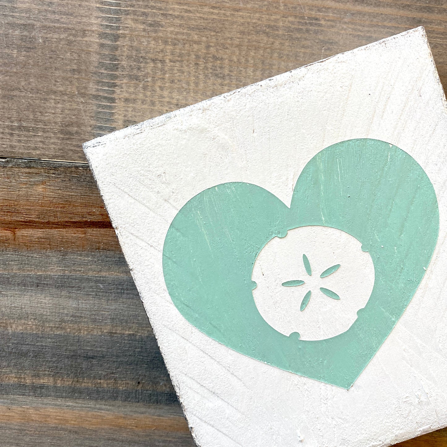 Sand Dollar Heart Sign  (Online Exclusive)