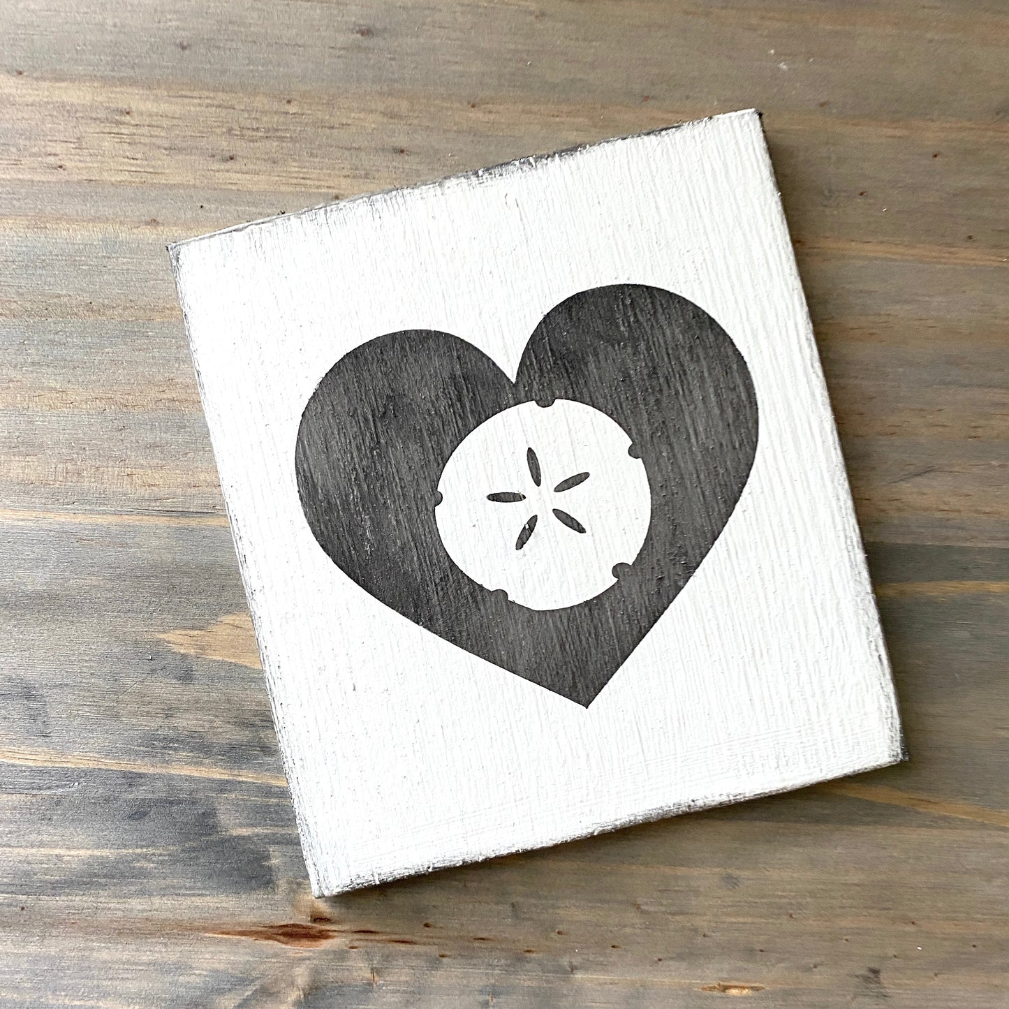 Sand Dollar Heart Sign  (Online Exclusive)