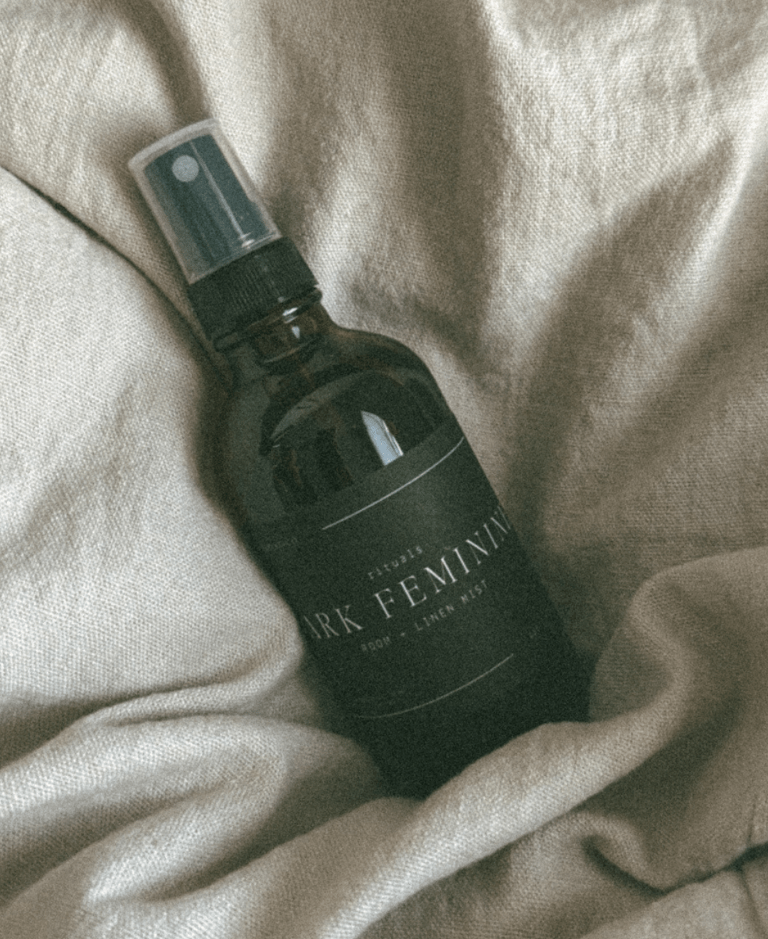 Dark Feminine Room + Linen Fragrance Mist  (online exclusive)