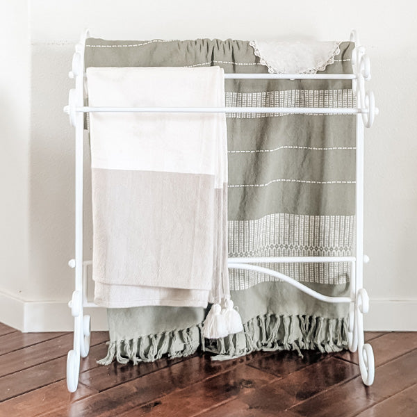 Freestanding Ornate Towel Stand (Online Exclusive)