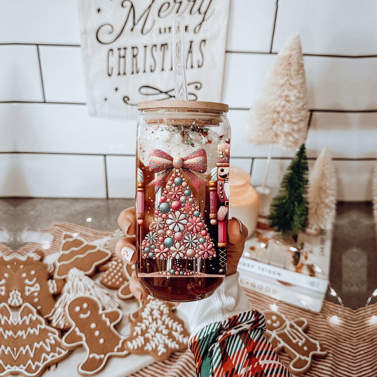 Nutcracker Glam 17oz  (Online Exclusive)