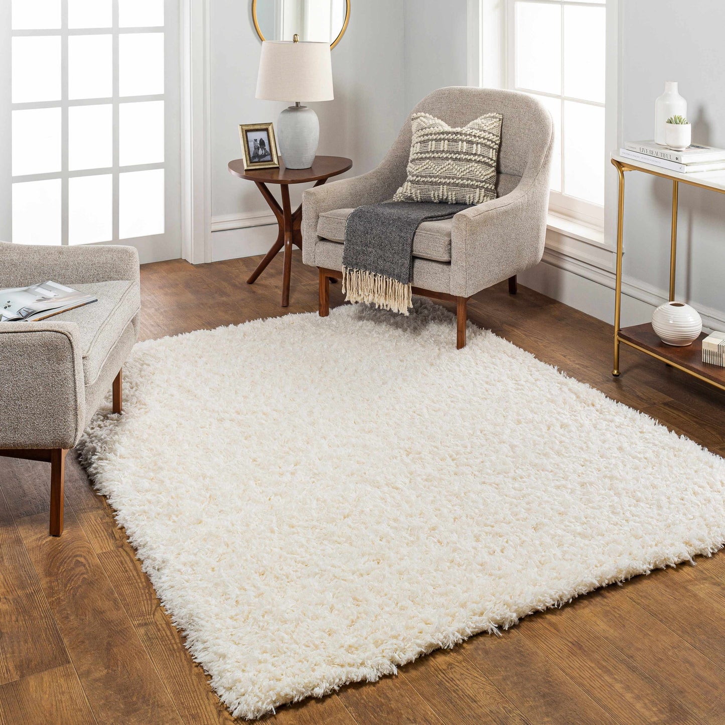 Siari Solid Cream Plush Rug  (online exclusive